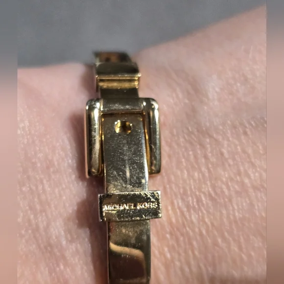 Michael Kors Bedford Buckle Bangle Bracelet Tortoise Classic - Picture 4 of 6